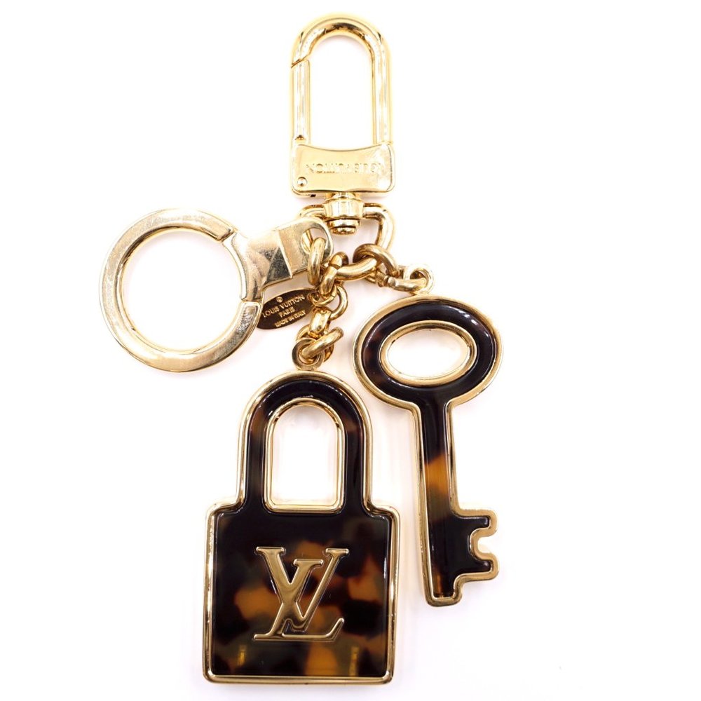 Resin Lock and Key Monogram Key Ring Chain Charm - Picture 2 of 8